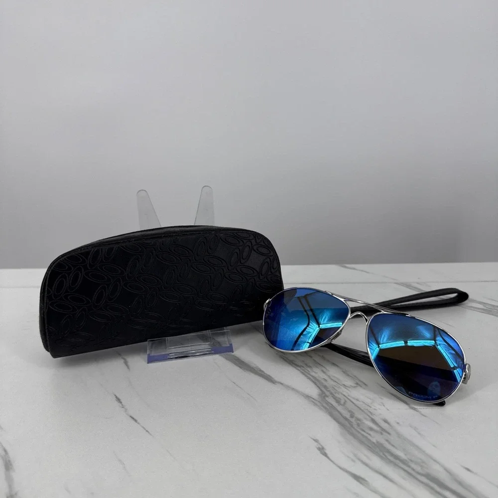 OAKLEY Feedback Sapphire Polarized Lenses Sunglasses OO4079-33 Case Prizm